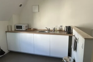 Open Space - 44200 - 1 poste - 200€