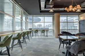 Bureau privé - 93210 - 7 postes - 2590€