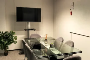 Bureau privé - 92200 - 4 postes - 2000€