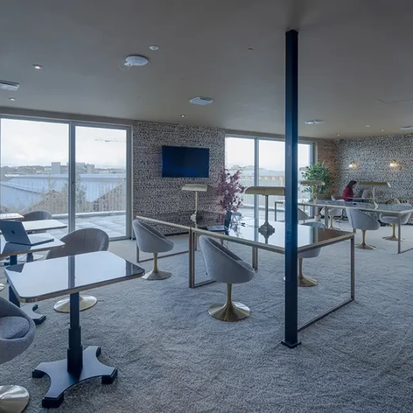 Espace indépendant 1 000 m² 120 postes Location bureau Rue Maya Angelou Nantes 44200 - photo 1