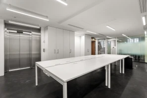 Espace indépendant - 75008 - 18 postes - 9720€