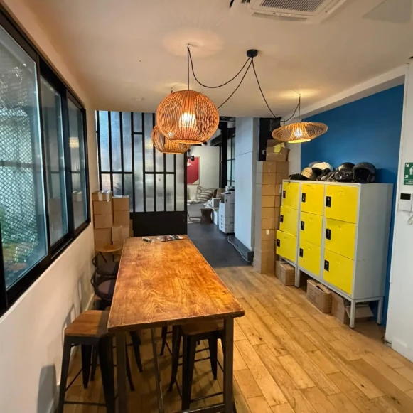 Open Space  10 postes Coworking Rue Myrha Paris 75018 - photo 3