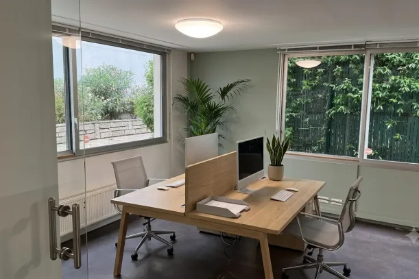 Espace indépendant - 75012 - 18 postes - 5600€