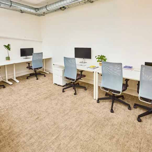 Bureau privé 18 m² 7 postes Location bureau Rue du Chemin Vert Paris 75011 - photo 1