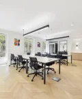 Espace indépendant - 75008 - 33 postes - 25300€