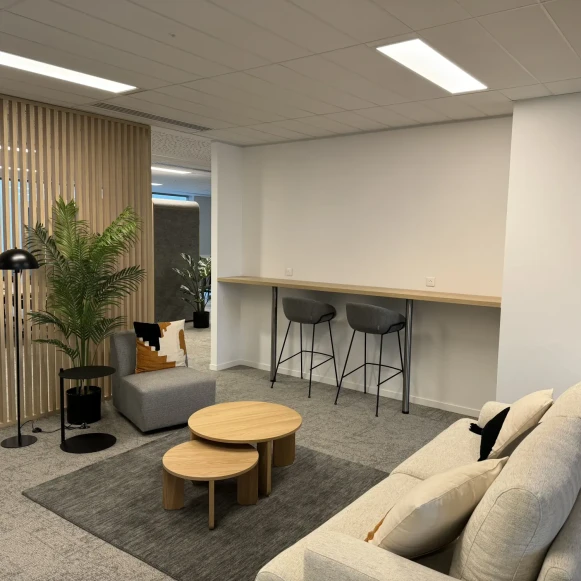 Espace indépendant 1 016 m² 90 postes Coworking Boulevard Romain Rolland Montrouge 75014 - photo 10