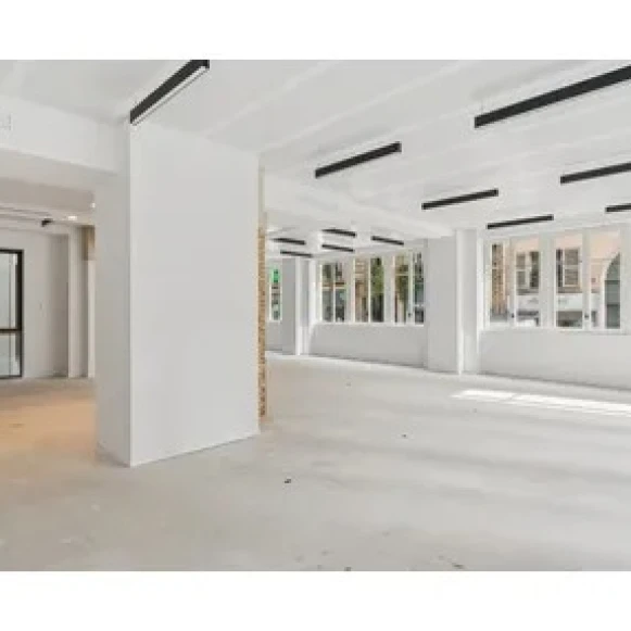 Bureau privé 200 m² 30 postes Location bureau Cité Paradis Paris 75010 - photo 9