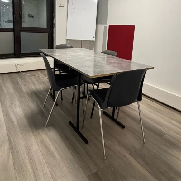 Bureau privé 12 m² 4 postes Location bureau Boulevard Carnot Cannes 06400 - photo 2