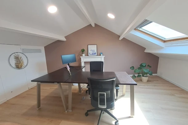 Bureau privé - 44330 - 4 postes - 520€