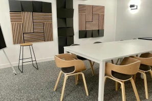 Espace indépendant - 75013 - 20 postes - 9600€