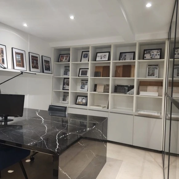 Open Space  2 postes Location bureau Rue Saint-Florentin Paris 75001 - photo 4