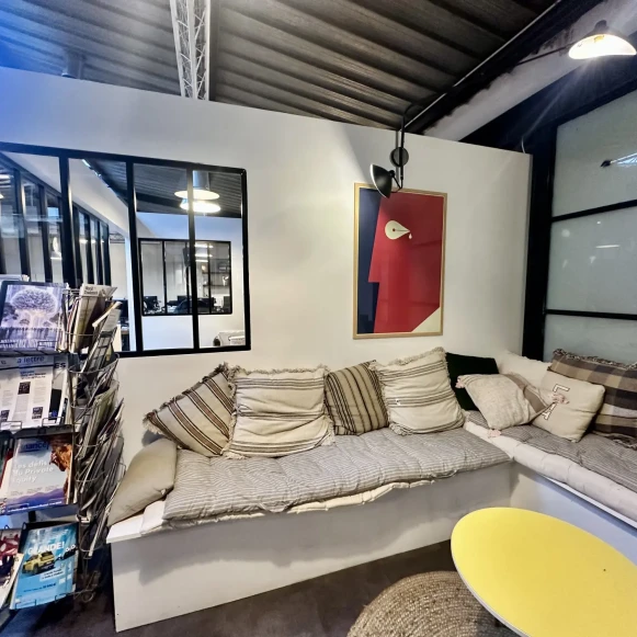 Espace indépendant 235 m² 40 postes Location bureau Rue Myrha Paris 75018 - photo 12