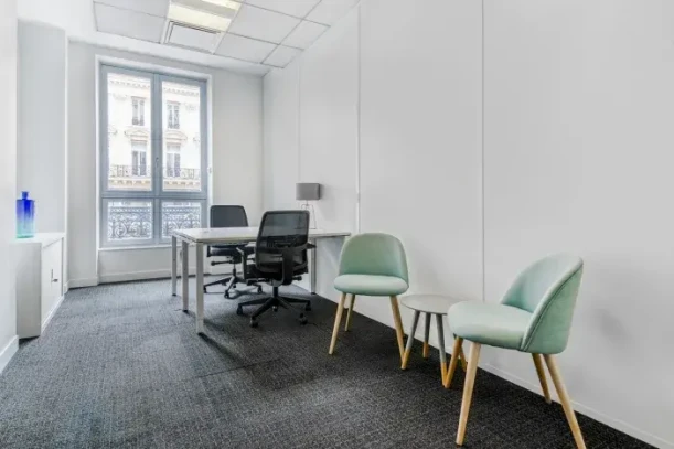 Bureau privé - 75001 - 4 postes - 1680€