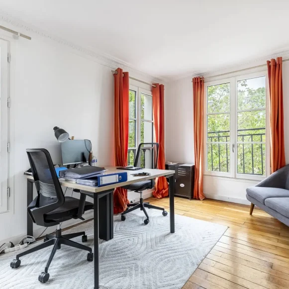 Bureau privé 12 m² 3 postes Location bureau Rue Louis le Grand Paris 75002 - photo 1