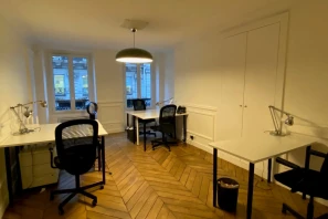 Bureau privé - 75009 - 5 postes - 2500€