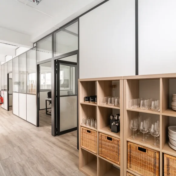 Espace indépendant 96 m² 12 postes Coworking Rue de Charonne Paris 75011 - photo 8