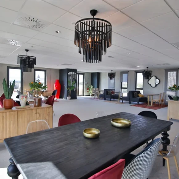 Bureau privé 13 m² 2 postes Coworking Rue Bernard Giraudeau Montpellier 34080 - photo 3