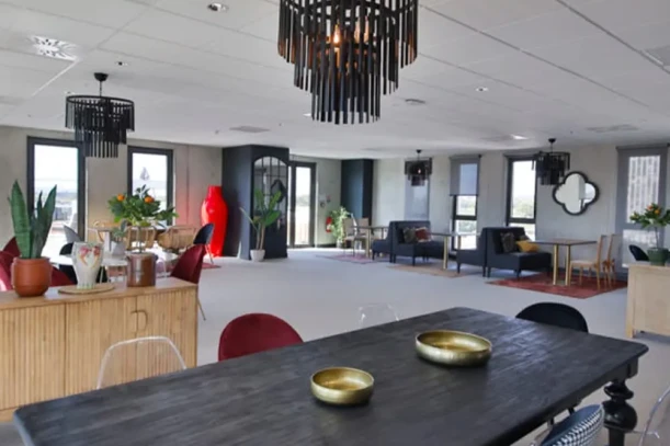 Bureau privé - 34080 - 2 postes - 709€