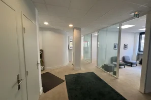 Bureau privé - 75017 - 9 postes - 3200€
