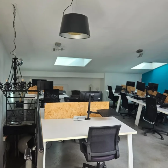 Bureau privé 180 m² 18 postes Location bureau Rue de Bergues Lille 59000 - photo 4