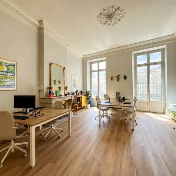 Open Space  5 postes Coworking Rue Paul Berthelot Bordeaux 33300 - photo 12