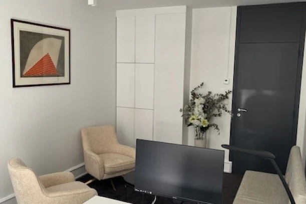 Bureau privé - 75016 - 2 postes - 2200€