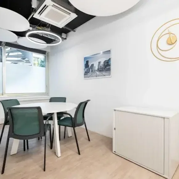 Bureau privé 7 m² 2 postes Coworking Rue Blanche Paris 75009 - photo 9