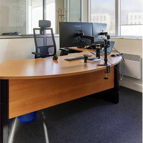 Espace indépendant 100 m² 15 postes Location bureau Rue Louis Kerautret Botmel Rennes 35000 - photo 2