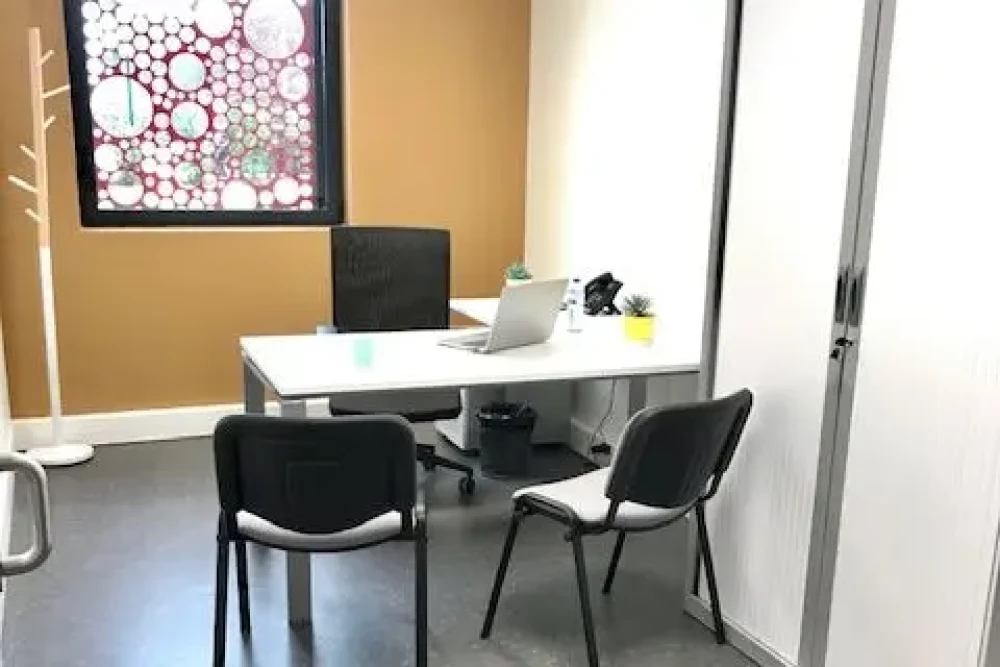 Bureau privé - 26300 - 1 poste - 550€