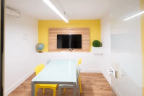 Espace indépendant - 75002 - 25 postes - 13000€