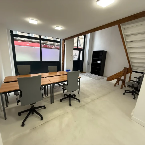 Bureau privé 55 m² 6 postes Location bureau Rue des Boulets Paris 75011 - photo 1