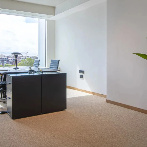 Bureau privé 8 m² 2 postes Coworking Rue d'Alsace Levallois-Perret 92300 - photo 4