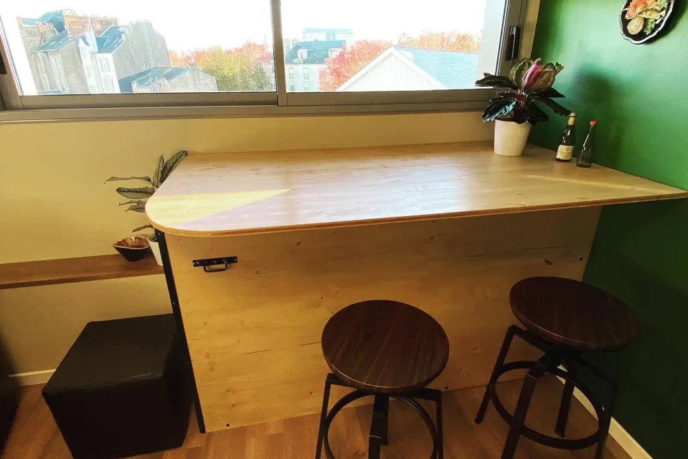 Open Space - 44200 - 3 postes - 280€