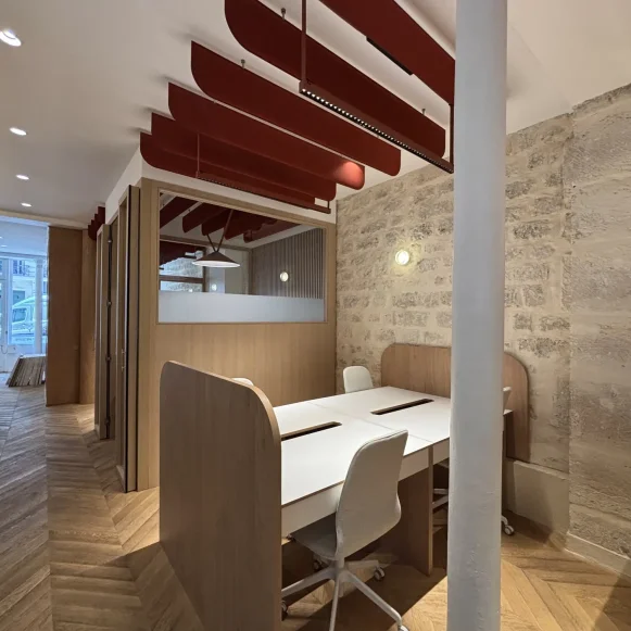 Bureau privé 20 m² 7 postes Location bureau Rue de Constantinople Paris 75008 - photo 1