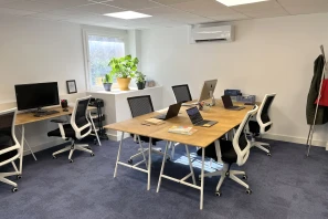 Bureau privé - 13006 - 6 postes - 1740€