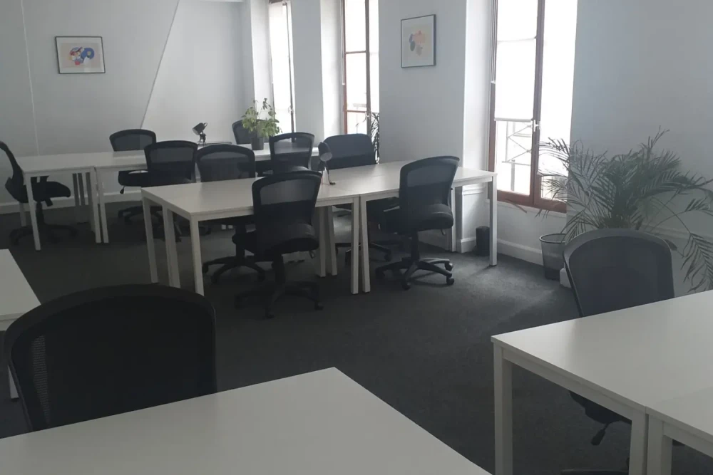 Espace indépendant - 75003 - 15 postes - 5000€