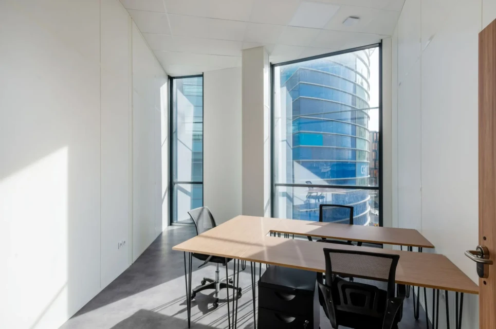 Bureaux and Co - Les Docks