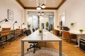 Open Space - 75010 - 1 poste - 350€