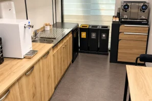 Open Space - 92800 - 18 postes - 7729€