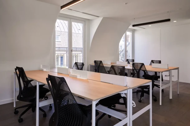 Bureau privé - 75008 - 8 postes - 7680€