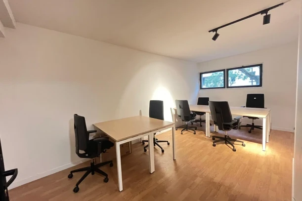 Bureau privé - 75012 - 6 postes - 1320€