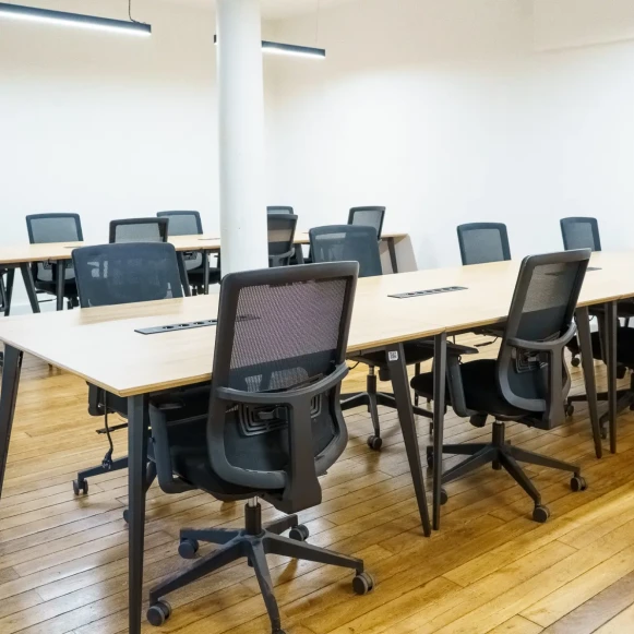 Espace indépendant 125 m² 20 postes Location bureau Rue Coquillière Paris 75001 - photo 4