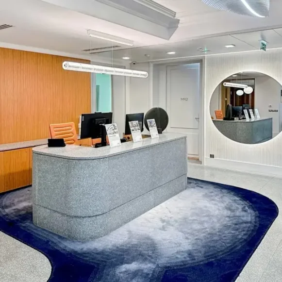 Bureau privé 28 m² 8 postes Location bureau Avenue Kléber Paris 75016 - photo 4