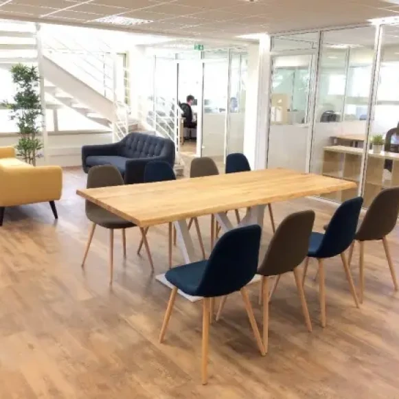 Bureau privé 20 m² 6 postes Coworking Rue Cardinet Paris 75017 - photo 2