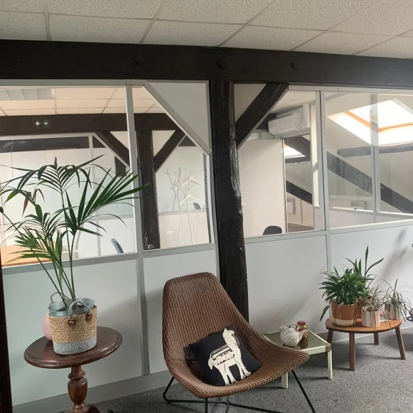 Bureau privé 80 m² 5 postes Location bureau Rue Chanzy Paris 75011 - photo 3