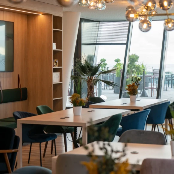 Bureau privé 12 m² 2 postes Coworking Promenade des Anglais Nice 06200 - photo 7