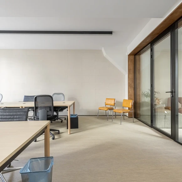 Bureau privé 100 m² 18 postes Location bureau Rue Vivienne Paris 75002 - photo 4