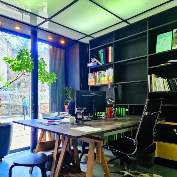 Open Space  2 postes Location bureau Rue Juliette Dodu Paris 75010 - photo 2