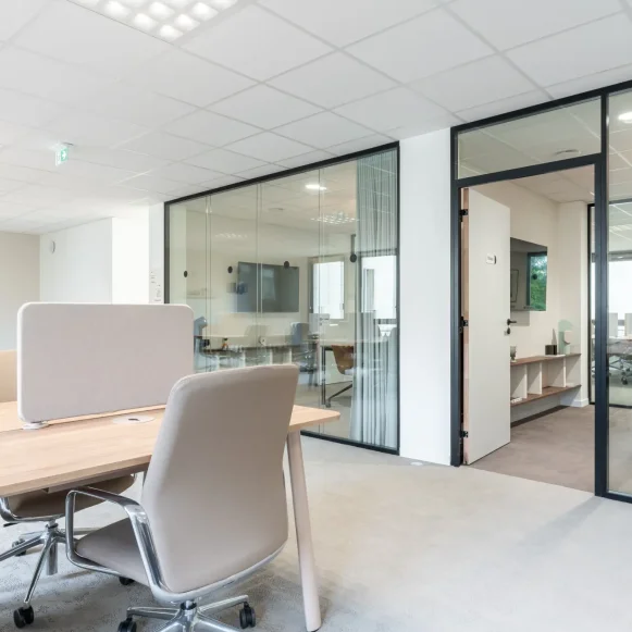 Espace indépendant 480 m² 72 postes Location bureau Rue de Monceau Paris 75008 - photo 1