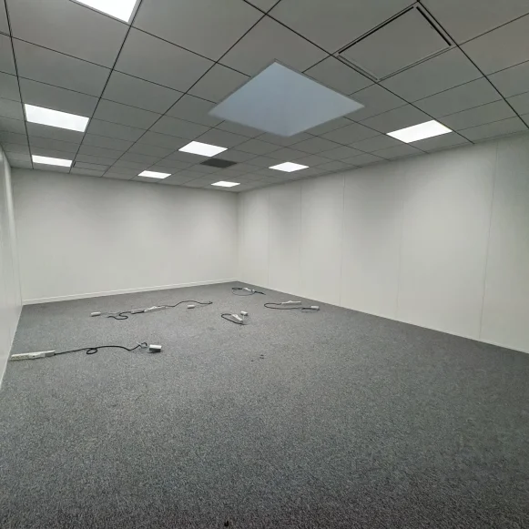 Bureau privé 22 m² 2 postes Coworking Rue Fructidor Paris 75017 - photo 8